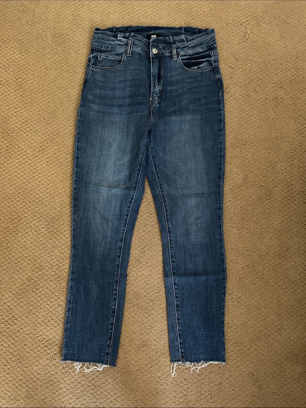Women's Dark Blue Ankle Crop Jeans with Frayed Hem